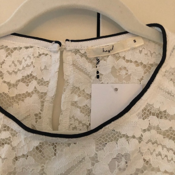 Eva Lace Overlay Short Sleeve Top - Picture 2 of 3